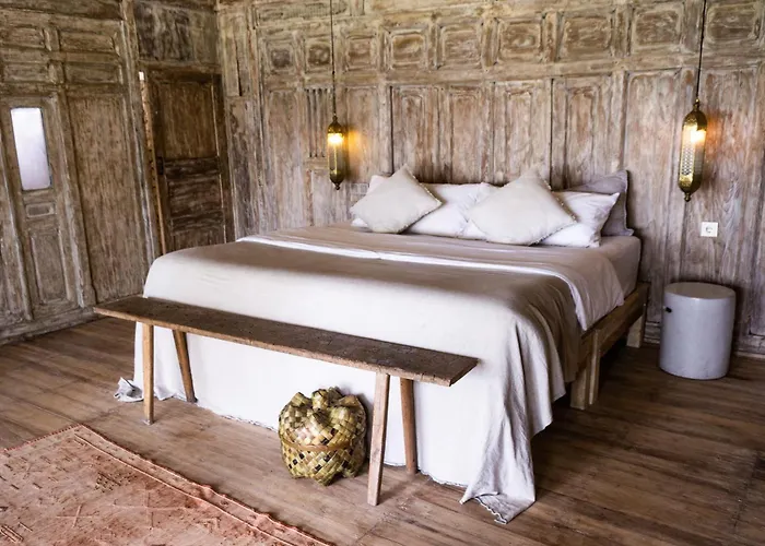 The Raja Lima Hotel 3*